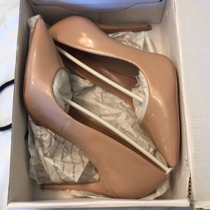 Nude Aldo Stessy Pumps Size 10 NWT